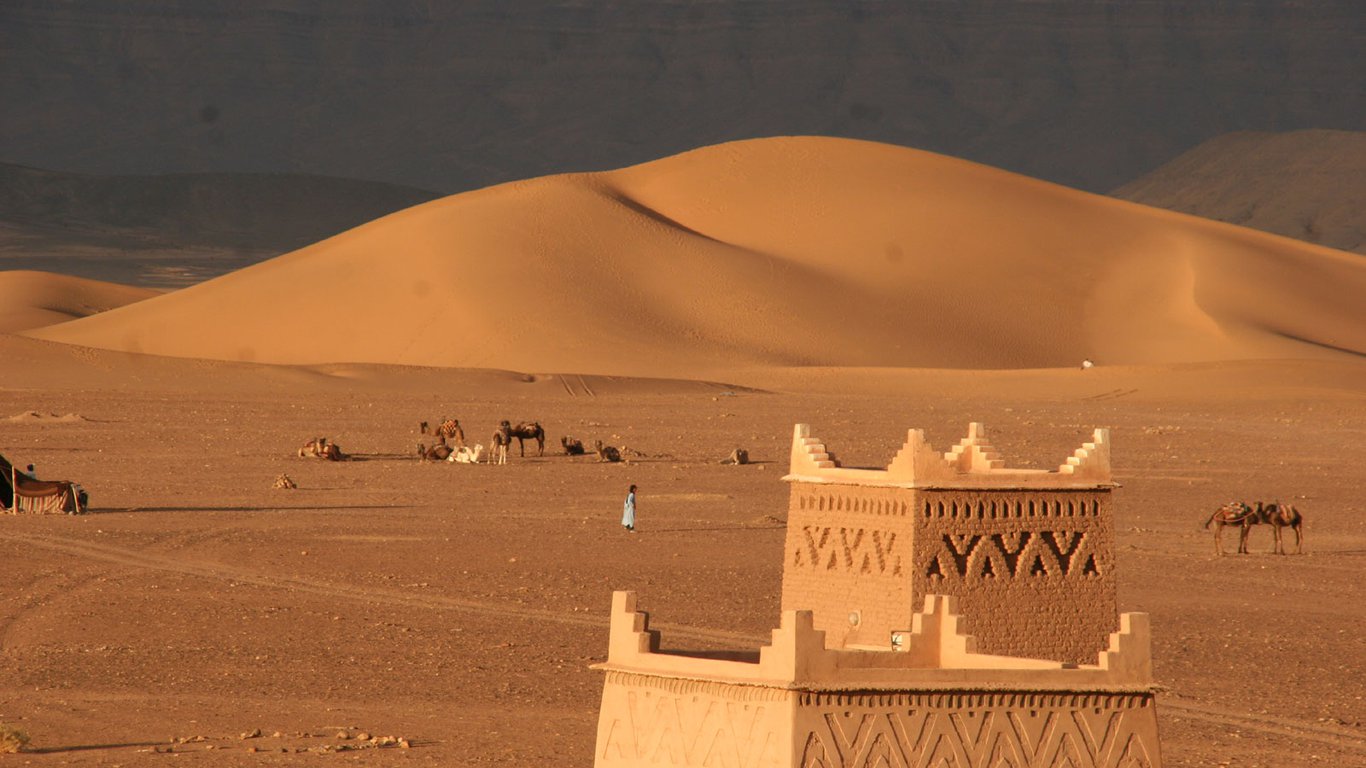 2 days tour to Marrakech, Zagora Desert